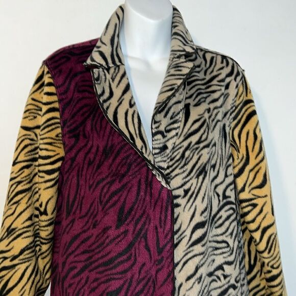 LOGO by Lori Goldstein Reversible Fleece Coat Very Berry-S - Picture 3 of 11